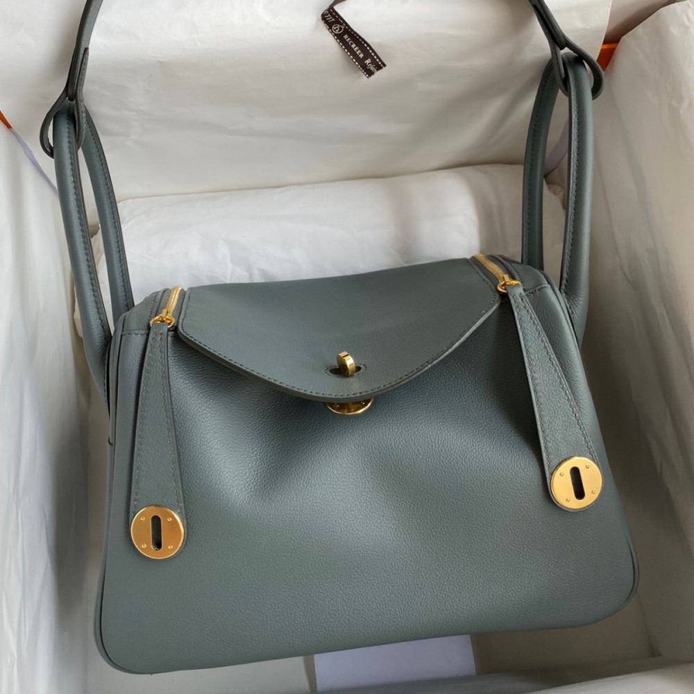 High Quality Replica Hermes Lindy 26 Handmade Bag In Vert Amande Evercolor Leather $ 499 USD